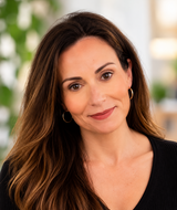 Book an Appointment with Carrie Lusztig at Hollyburn Support Services North Vancouver Office