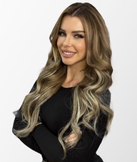 Book an Appointment with Nicole Dabrowski for Medical Aesthetician