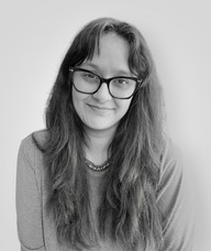 Book an Appointment with Avneet Panesar for Reiki