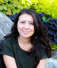 Book an Appointment with Leonie Bedet for Acupuncture