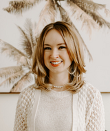Book an Appointment with Emma Chi (8044) at South Edmonton - Solace Psychology & Wellness