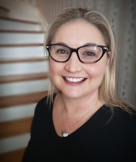 Book an Appointment with Michelle Lowe for Massage Therapy