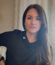 Book an Appointment with Kendelle MacLeod for Massage Therapy