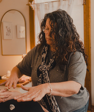 Book an Appointment with Liz Matthew for Reiki