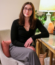 Book an Appointment with Amanda Elston for NEW INDIVIDUAL CLIENTS: Free Consultation