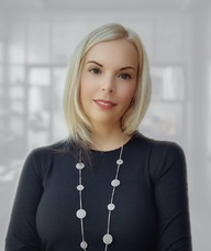 Book an Appointment with Sarah Humphrey for Online Counselling