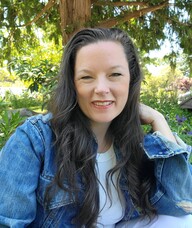 Book an Appointment with Nadine Inkster for Free Consultation