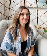 Book an Appointment with Stephanie Lilly at Solluna Collective