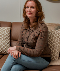 Book an Appointment with Melanie Konynenberg for Clinical Counselling
